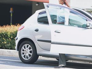 全国対応！車買取・車査定の【公式】ティーバイティーガレージ｜無料出張査定と便利な買取サービスのご案内